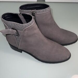Caslon Water Resistant Gray Suede Short Boots Women's Minimalist Zip Booties 7.5